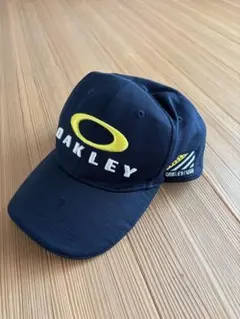 OAKLEY ゴルフキャップ ネイビー 刺繍ロゴのサムネイル