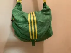 アディダス adidas ショルダーバッグ　メッシュ