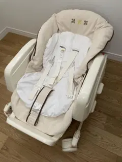 Combi レミニス ハイローチェア