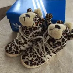 Item thumbnail for item 6e9ea7fd-b7ac-4684-b3ff-b2ee48a19f86