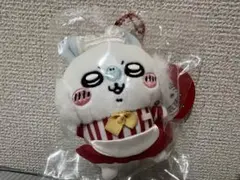 ちいかわレストラン ホール担当なマスコット モモンガ