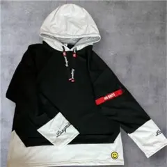 メンズ　レディース　カジュアル フード付き パーカー ブラック&ホワイト　薄手