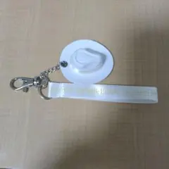 Mrs. GREEN APPLE　ホワイトラウンジ ハットキーホルダー