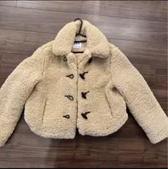 ZARA 美品　クリーム色 ボアジャケット　ショートコート