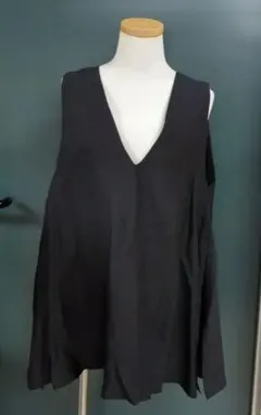 リシェグラマー　ベスト　新品　タグ付き