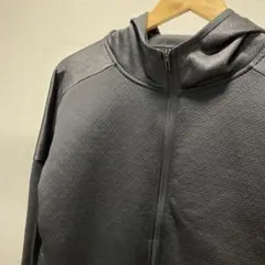 3/23までの掲載　アディダス adidasスウェットフード セットアップ