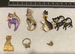 猫 ブローチ4点 リング 片耳ピアス 置物 全7点 まとめ売り 猫モチーフ