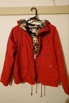 チチカカ マウンテンパーカー