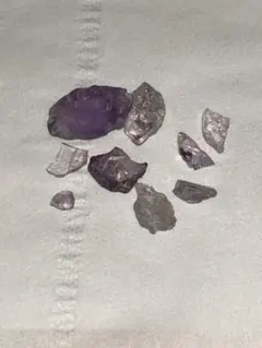 紫色の天然石原石セット