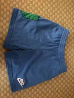 Nike 青 ハーフパンツ 110-116 cm