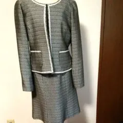 美品　上下スーツ　ジャケット&スカートセット 春夏用　入学式