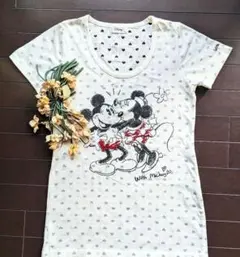 ディズニー　ミッキー&ミニーイラストTシャツ♪Mサイズ　未使用