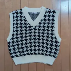 INGNI ハウンドトゥース Vネックニットベスト
