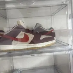 Nike SB Dunk Low Dark Beetrootのサムネイル