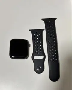 Apple Watch SE ナイキ 44mm ブラック