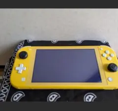Nintendo Switch Lite イエロー 本体 充電器付き