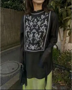 【AMERI】EMBROIDERY APRON BLOUSEのサムネイル