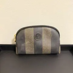 FENDI フェンディ ヴィンテージ　コスメポーチのサムネイル