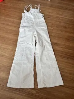 Item thumbnail for item ba557c64-c19a-4d6b-9b7c-1b6f10b4a413