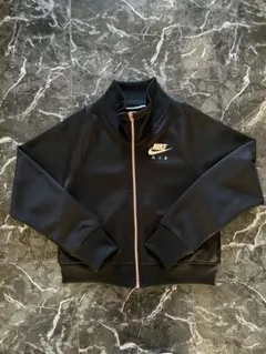 新品 ナイキ ジャージ ショート丈 アウター トップス 黒 ゴールド