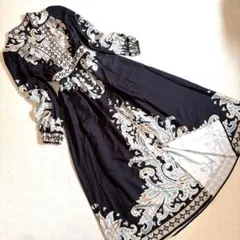 k*y様 ロングワンピース　エスニック　エレガント　上品　パーティードレス　ペイ