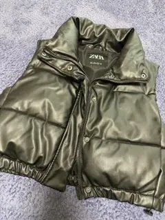 ZARA ブラック ダウンベスト S