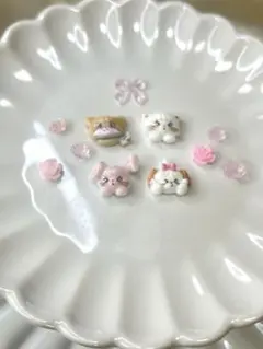 【mikko】ネイルパーツ各種1個ずつ＋おまけパーツ♪