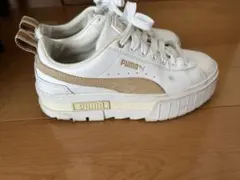 PUMA プラットフォームスニーカー ホワイト/ベージュ