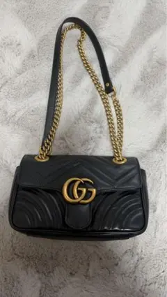 GUCCIグッチGGマーモント　ショルダーバッグ 黒 チェーンショルダー レザー
