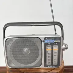 Panasonic RF-2400 ポータブルラジオ 動作確認済み