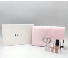 ★新品未使用★クリスチャンディオール　DIOR　メイクアップポーチセット　ピンク