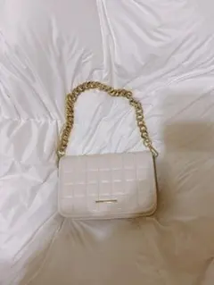 bershka Backのサムネイル