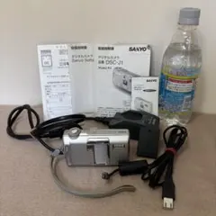 SANYO デジタルカメラ Xacti ザクティ 取説 付属品付き ジャンクのサムネイル