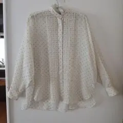 ＢＥＡＵＴＹ&ＹＯＵＴＨアイボリードット柄ピンタックブラウス