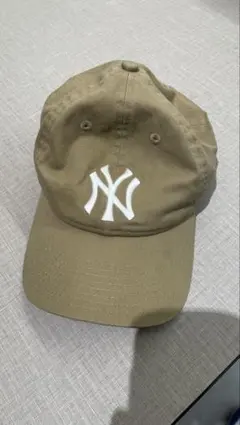 ニューヨーク・ヤンキース 9TWENTYキャップ ベージュ