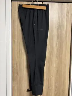 Item thumbnail for item 9d4f7fa3-9d9f-4772-82c0-2d9463600216