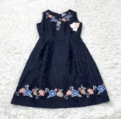 【未使用品】ローズティアラ　ワンピース　ジャカード 花柄　刺繍　紺