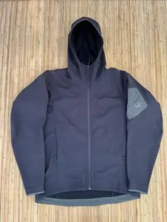 ARC’TERYX イプシロンSV JKT 旧タグsize S 2026年最新】アークテリクス epsilonの人気アイテム - メルカリ