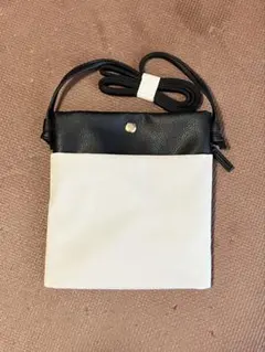 新品　HABA おでかけポシェット