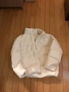 UNIQLO ホワイト ダウンジャケット
