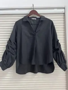 NICECLAUP 黒 ボリュームスリーブシャツ　F ボリューム袖　シャツ