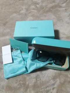 Item thumbnail for item d4a960b2-0e20-4583-bce4-92711b38906a