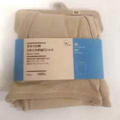 無印良品　Vネック半袖Tシャツ Mサイズ ベージュのサムネイル