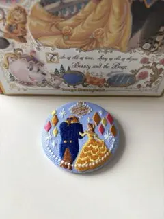 刺繍缶バッチ 美女と野獣