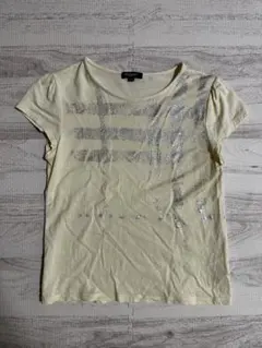 Burberry バーバリー　クリーム色 Tシャツ 160A