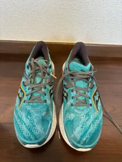 Saucony GUIDE 16 ランニングシューズ S20810-25のサムネイル