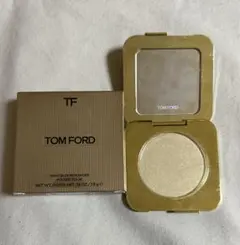 TOMFORD NIGHTBLOOM POWDER トムフォード　パウダーのサムネイル