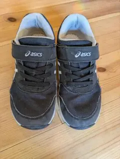 asics　黒　21cm