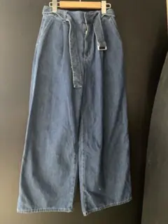 最終値下げ‼️試着のみ‼️GUデニム　ワイド　ライトネイビーL ベルト付き
