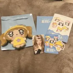IVE REVIVE+ PETIT-IVE レイ キーホルダー トレカ - メルカリ